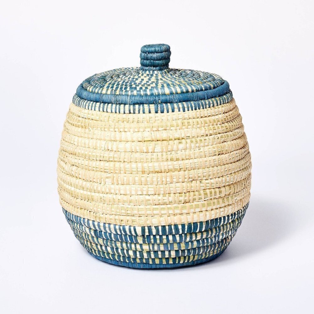 Threshold Large Woven Canister with Lid - Blue -‎ Raffia